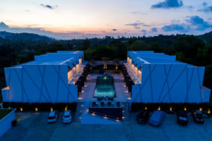 Sunwayvillas_exterior_nigtview_2